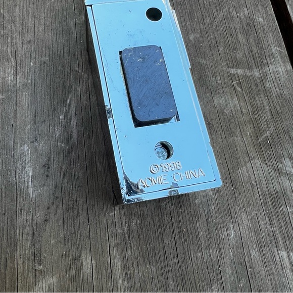 Vintage 1998 ACME Tiny Water Cooler Refrigerator Magnet - Picture 4 of 5